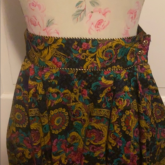 Vintage Dresses & Skirts - Vintage High Waisted Paisley Skirt